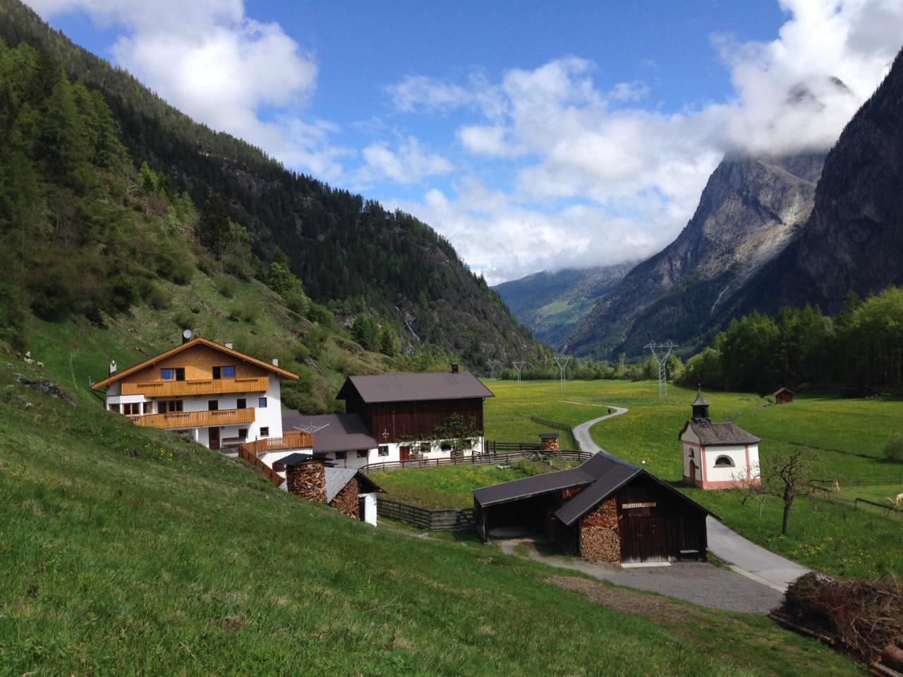 Michelas - Hof Umhausen Eksteriør bilde